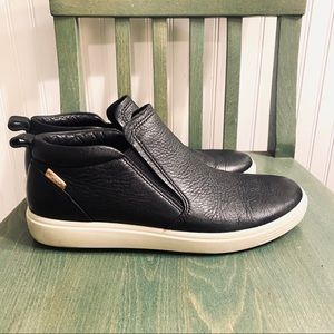 Ecco Women’s Soft 7 Slip-On Boot